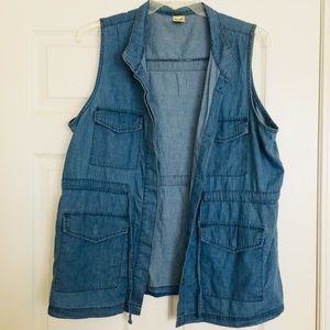 Jean Vest